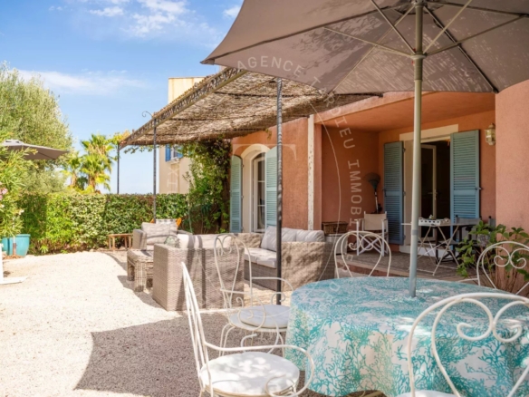 Gassin - Superbe appartement en rez-de-jardin avec vues verdoyantes