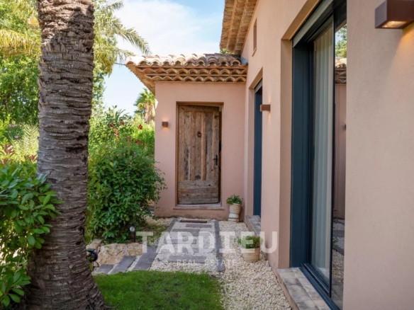 Villa Pinet : Centre et Lices accessibles à pied