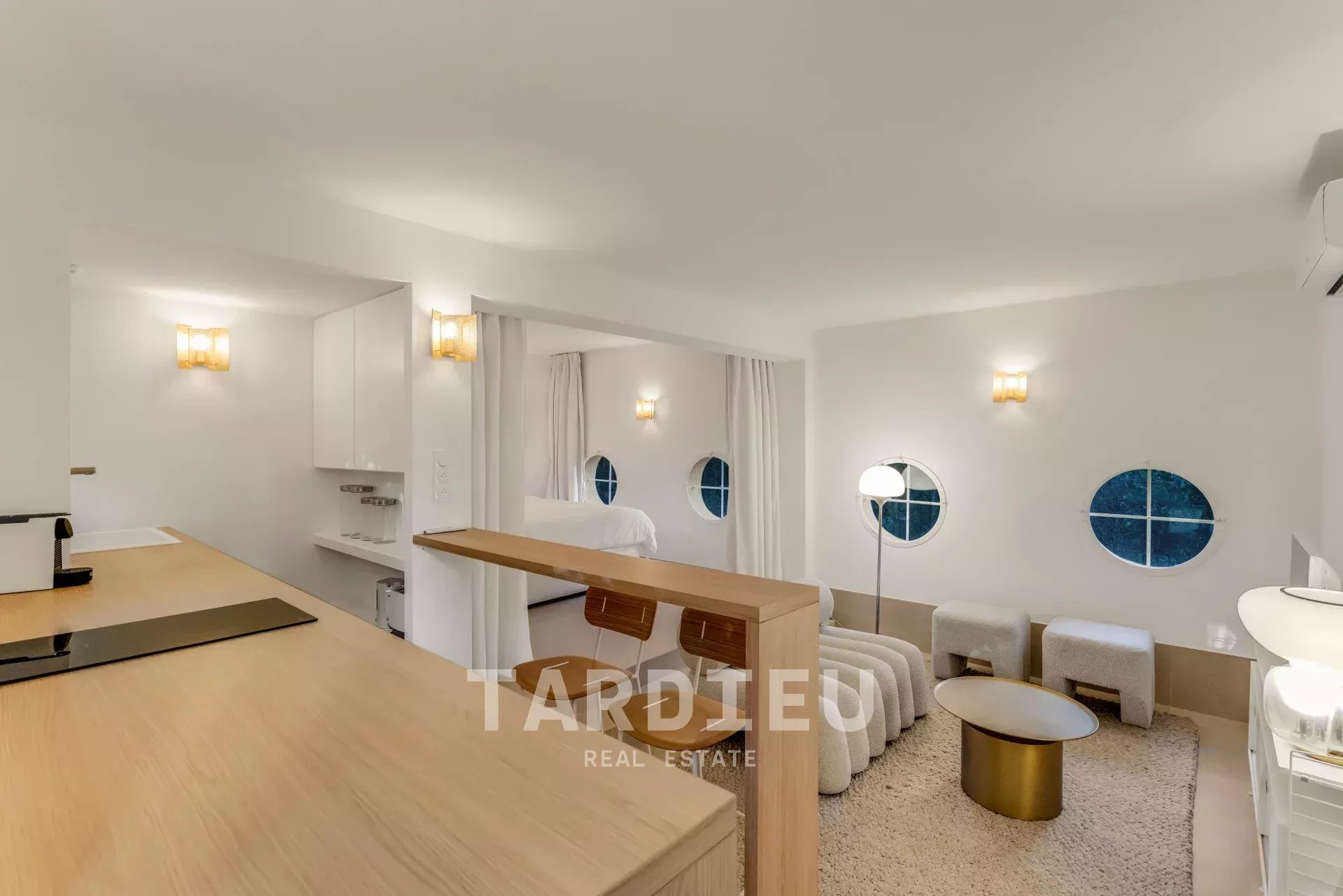 Saint-Tropez : appartement Art déco moderne