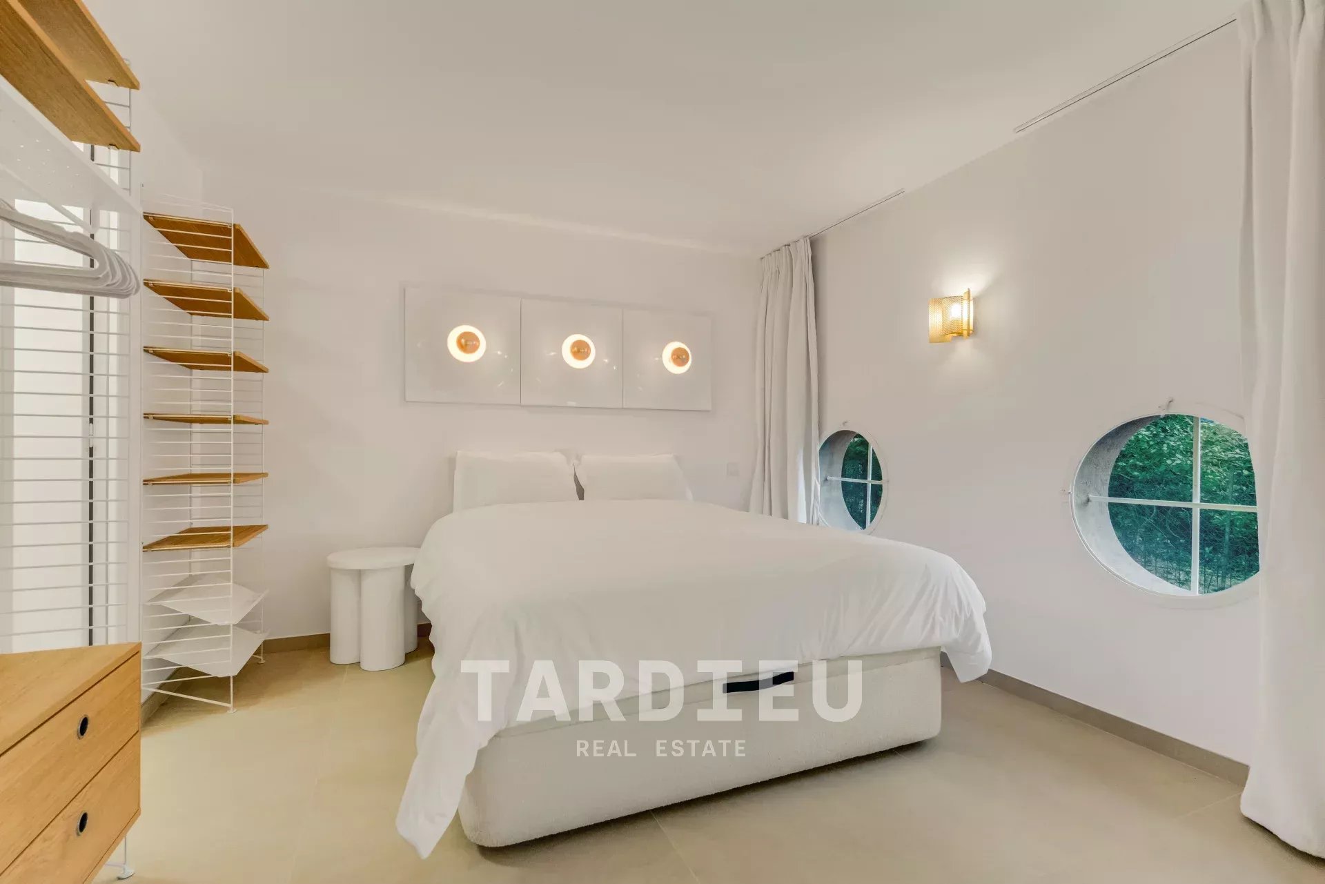 Saint-Tropez : appartement Art déco moderne