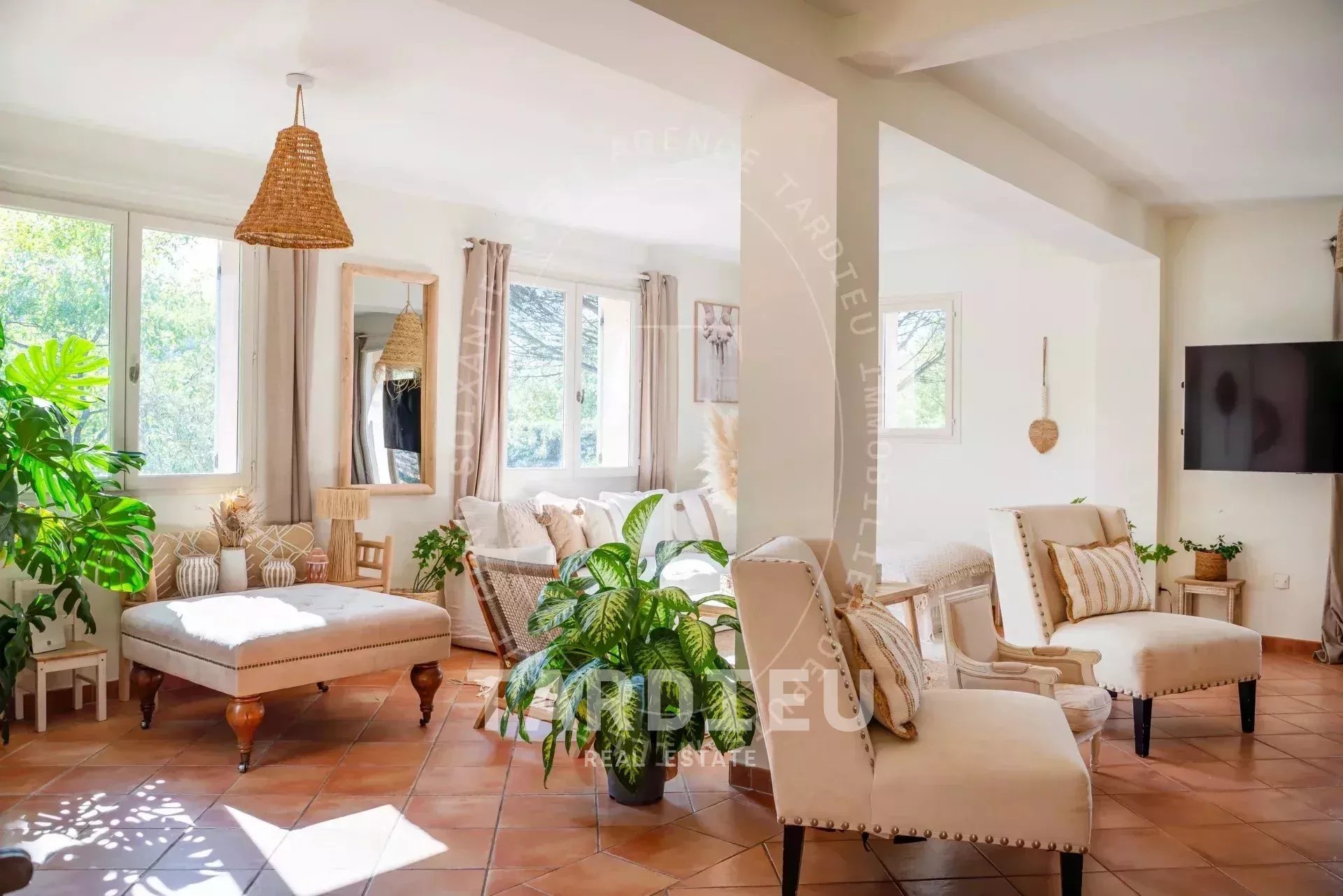 Mas de caractère, proche Gassin