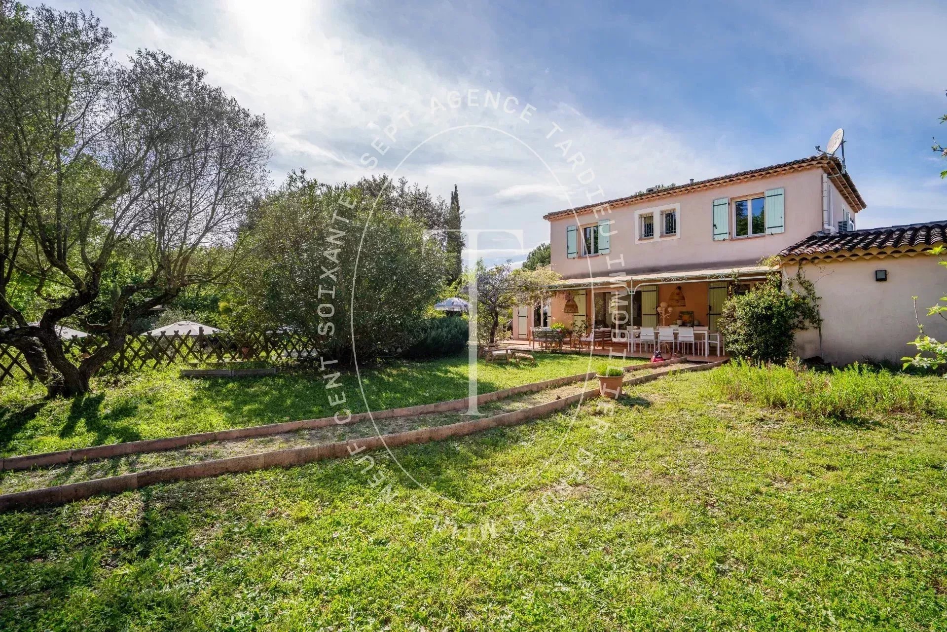 Mas de caractère près de Gassin