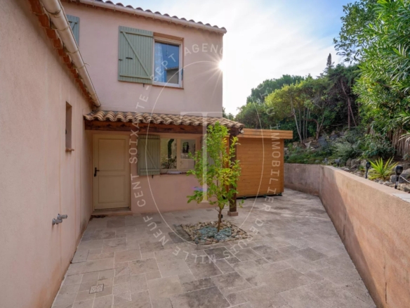 Maison mitoyenne, vue campagne dégagée