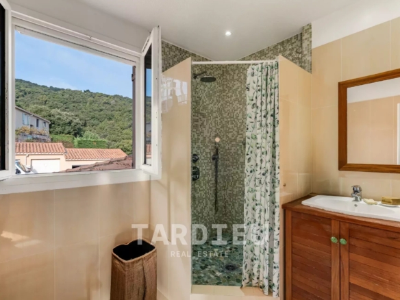 Maison mitoyenne, vue campagne dégagée