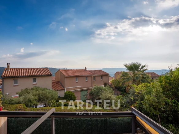 Maison mitoyenne, vue campagne dégagée