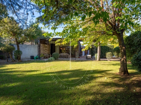 Charmante villa de plain-pied dans un domaine recherché à Grimaud