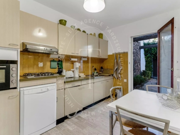 Charmante villa de plain-pied dans un domaine recherché à Grimaud