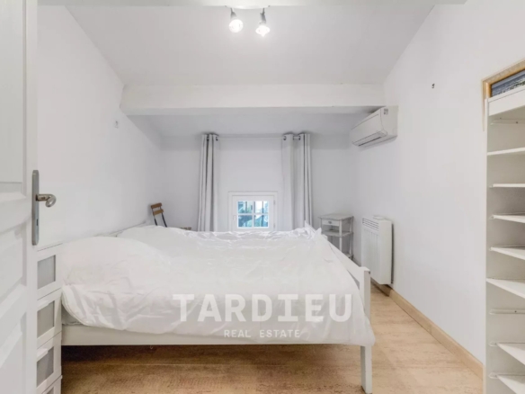 DUPLEX 4 PIÈCES – AU CŒUR DE SAINT-TROPEZ