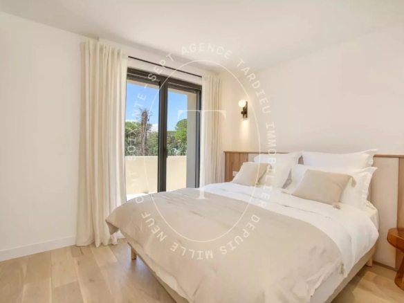 Villa tropézienne rénovée, charme authentique