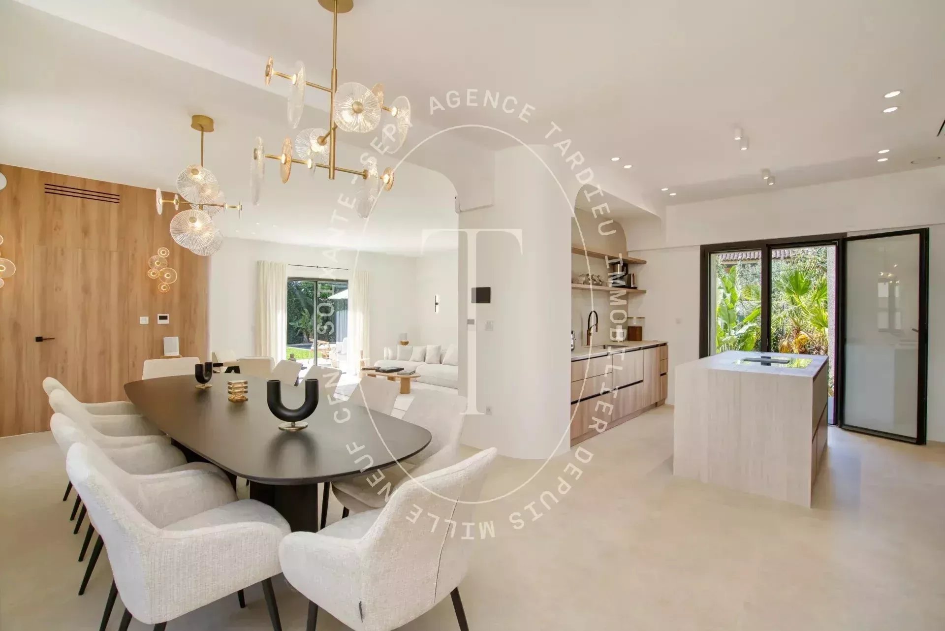 Villa tropézienne rénovée, charme authentique