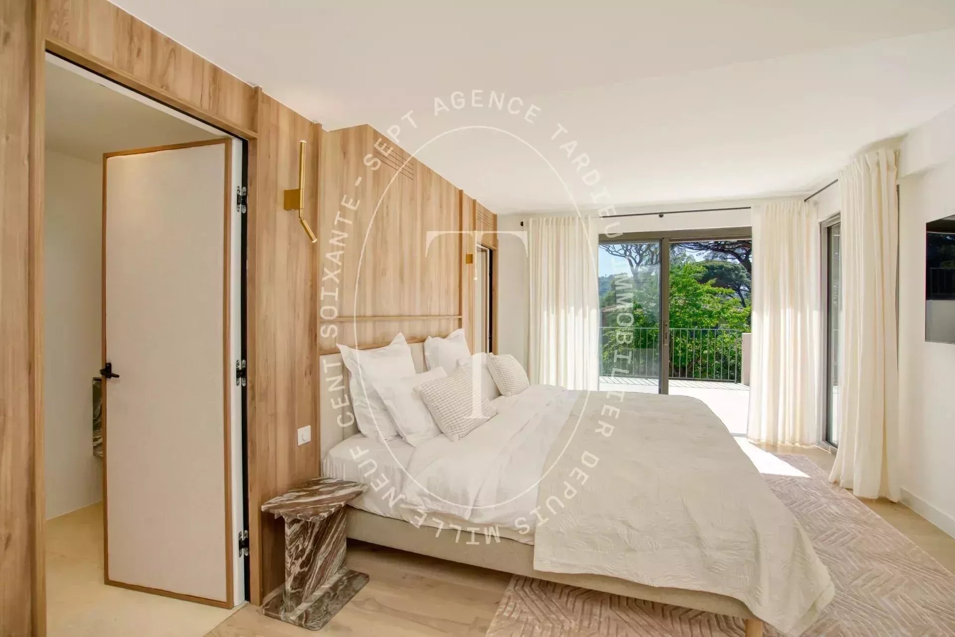 Villa tropézienne rénovée, charme authentique