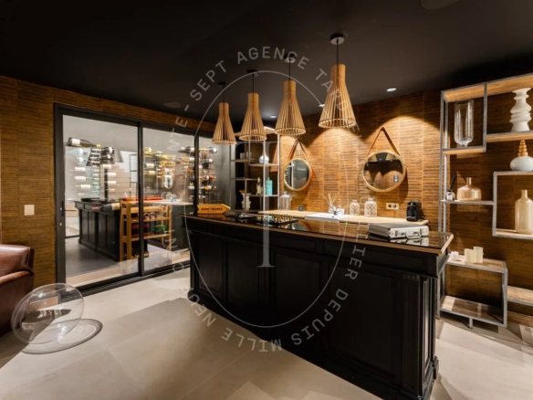 Villa avec vue dégagée sur les vignes et la mer