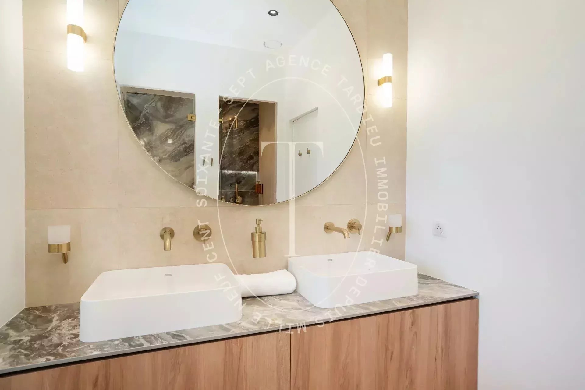 Villa tropézienne rénovée, charme authentique