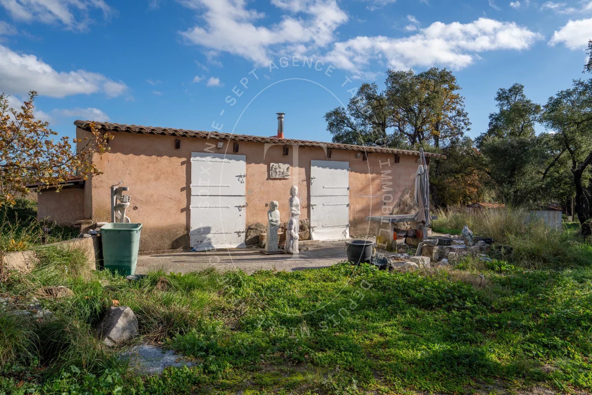 Propriété familiale sur 2.35 ha