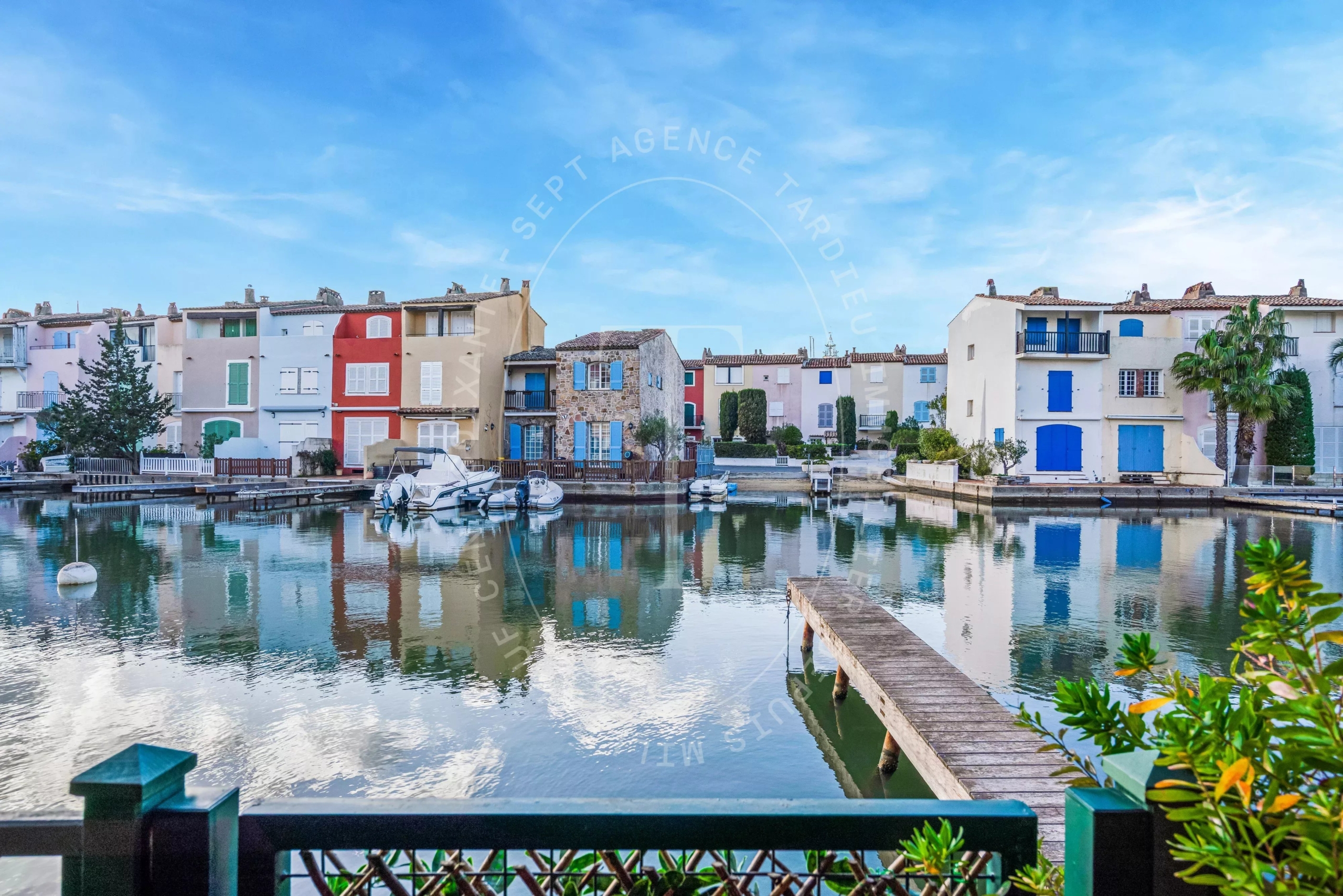 Maison de maître avec amarrage