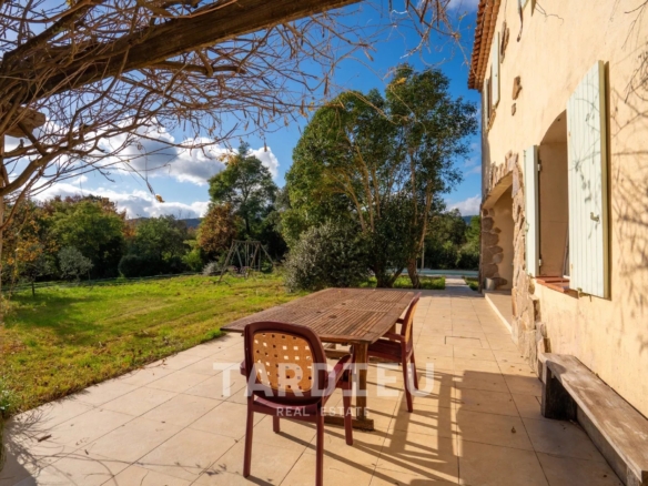 Propriété familiale sur 2.35 ha