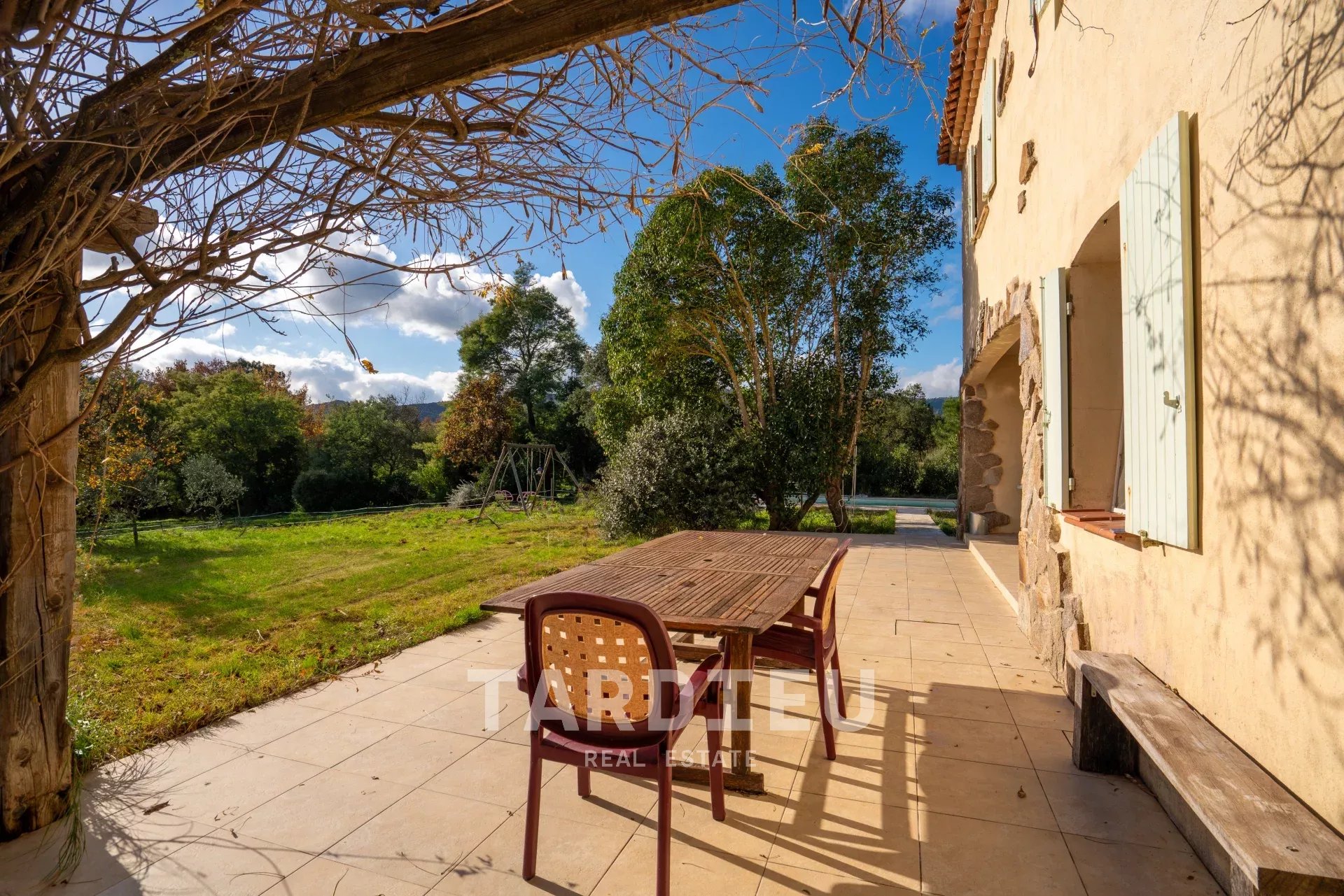 Propriété familiale sur 2.35 ha