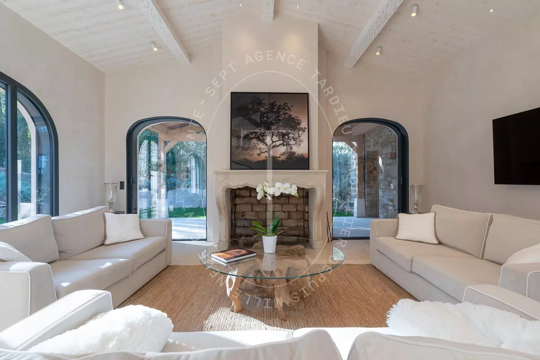 VILLA NEO PROVENCALE - SALINS SAINT -TROPEZ