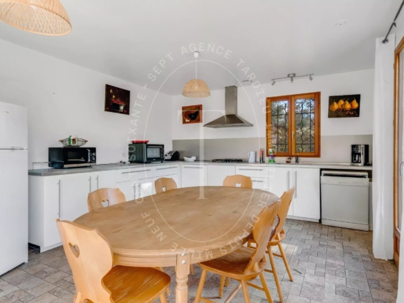 Propriété familiale sur 2.35 ha