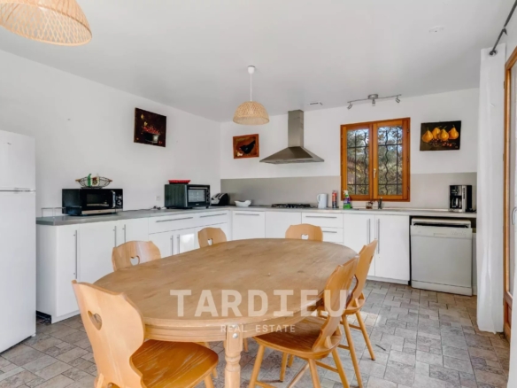 Propriété familiale sur 2.35 ha