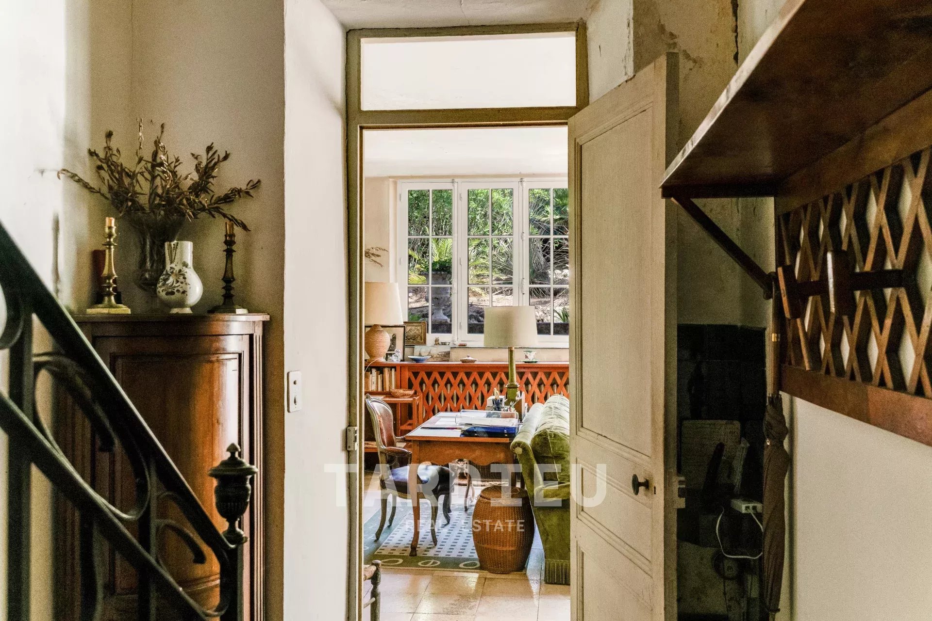 Saint-Tropez : Bâtisses de caractère au cœur