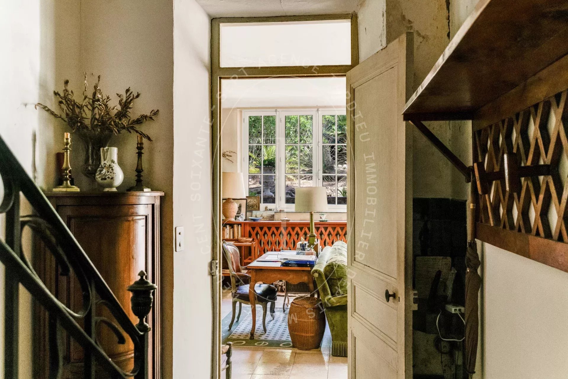 Saint-Tropez : Bâtisses de caractère au cœur