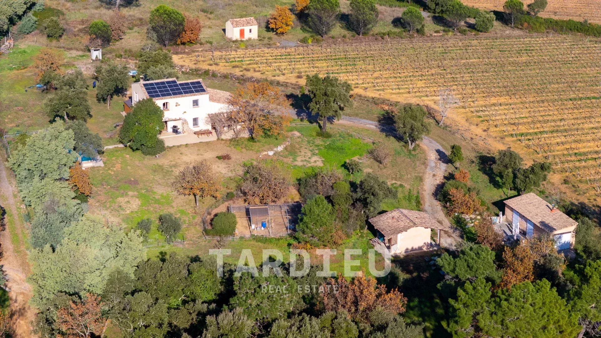 Propriété familiale sur 2.35 ha