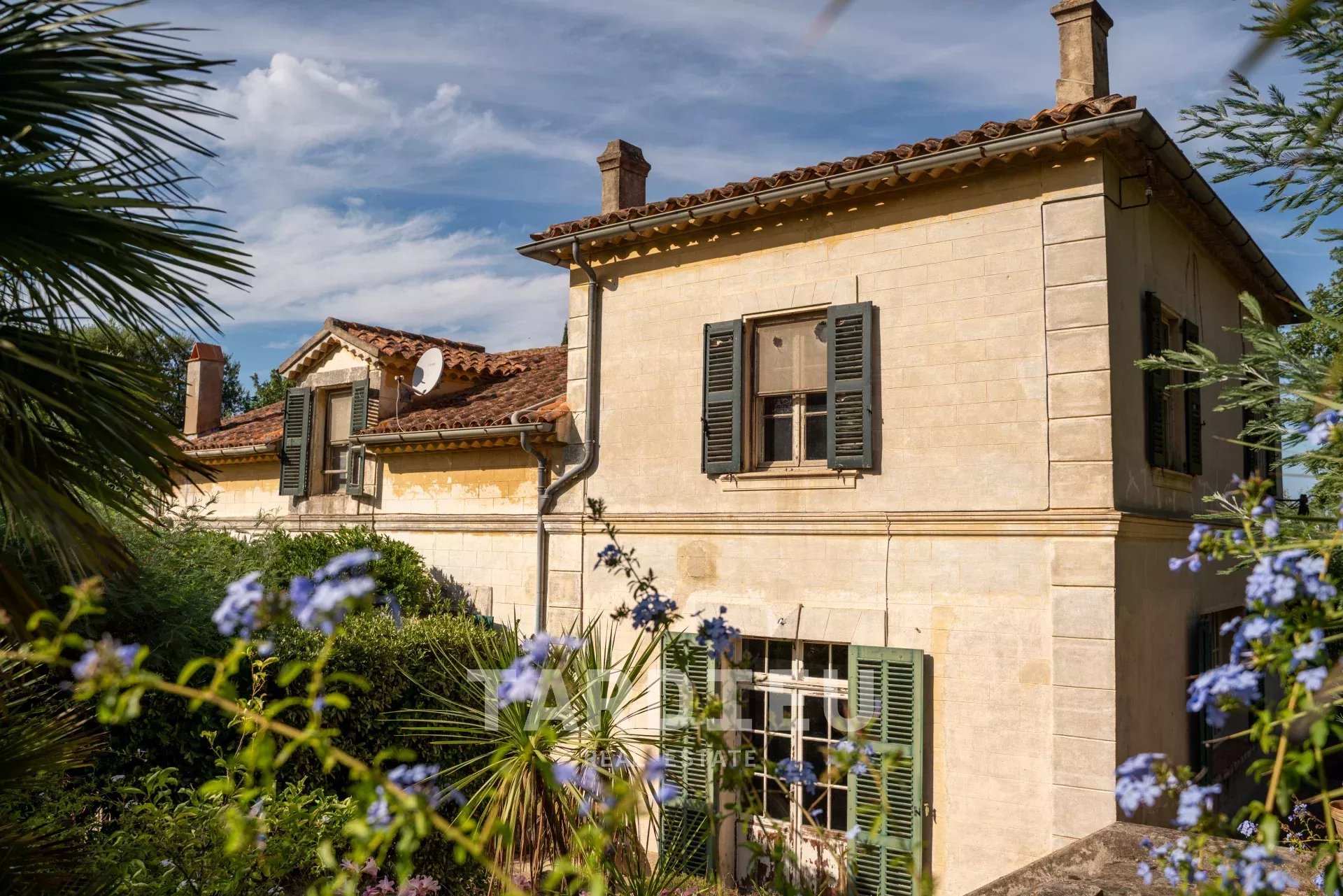 Saint-Tropez : Bâtisses de caractère au cœur