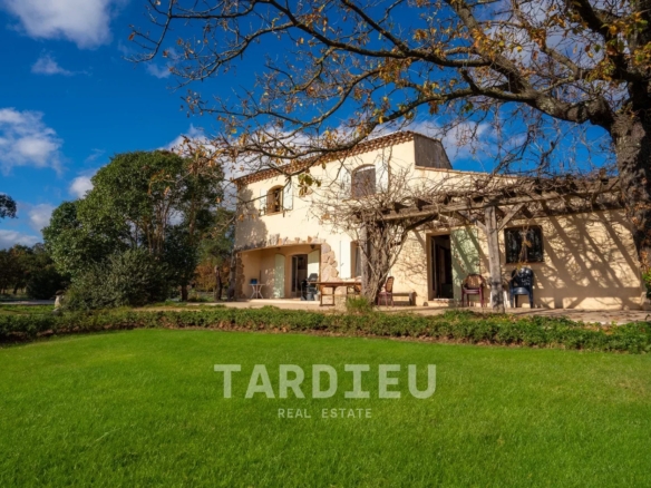 Propriété familiale sur 2.35 ha