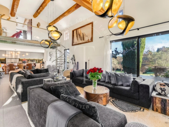 Maison dans la campagne de Gassin