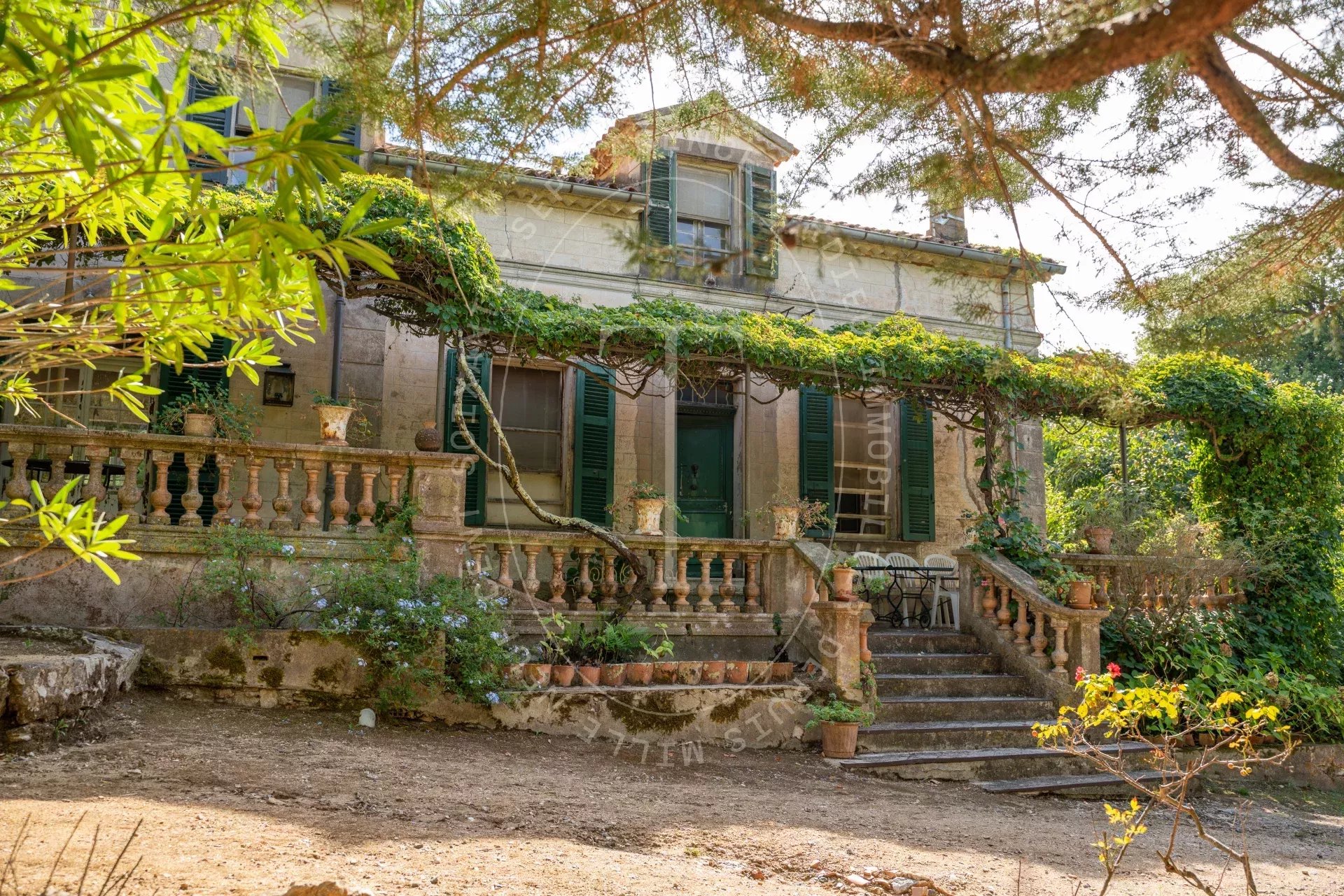 Saint-Tropez : Bâtisses de caractère au cœur