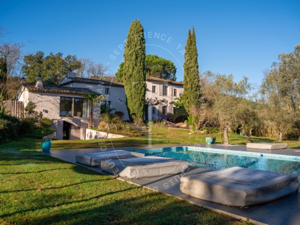 Maison dans la campagne de Gassin