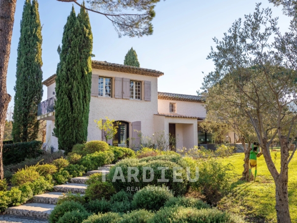 Maison dans la campagne de Gassin