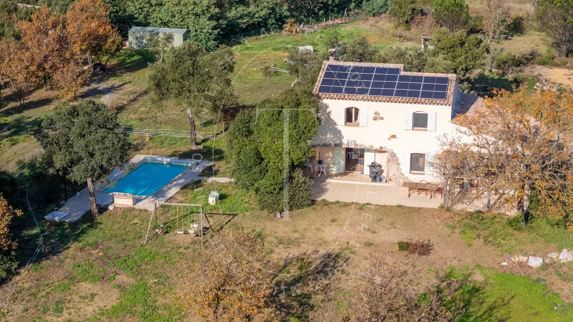 Propriété familiale sur 2.35 ha