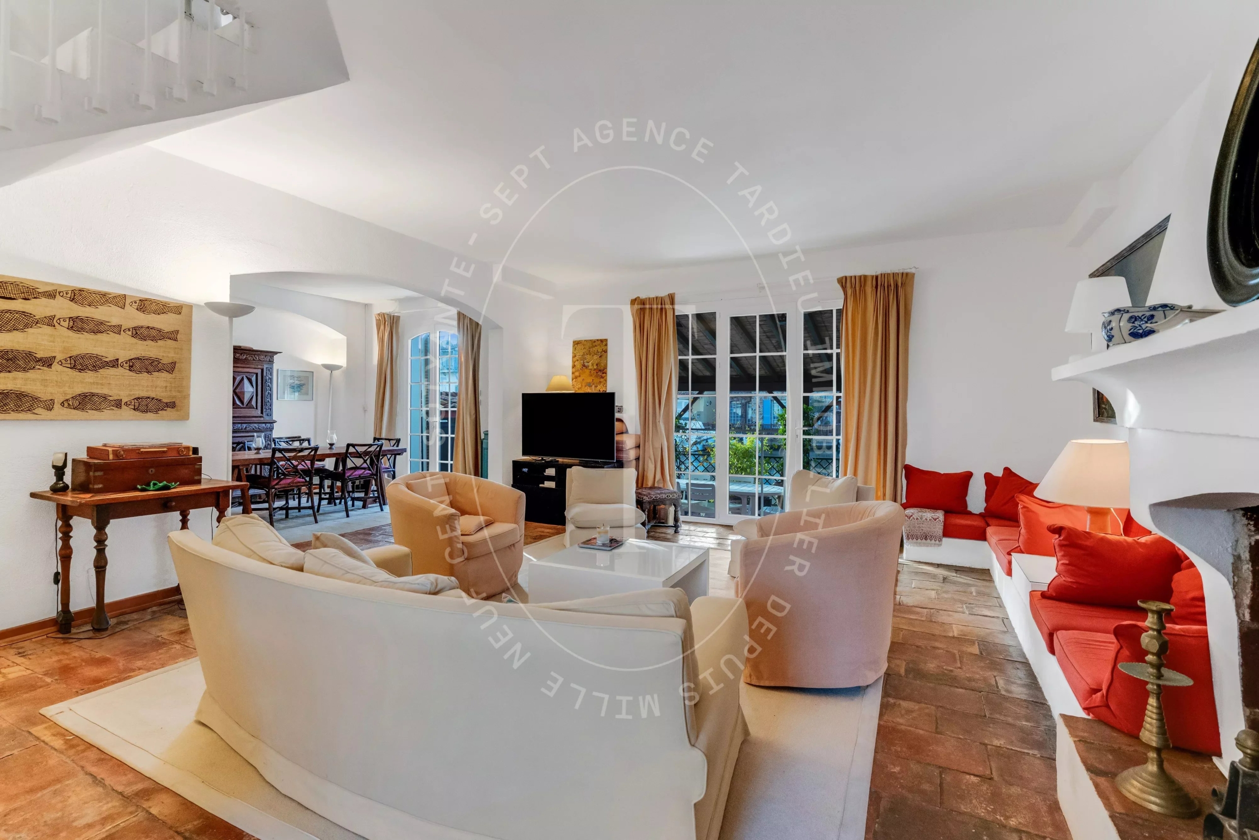 Maison de maître avec amarrage