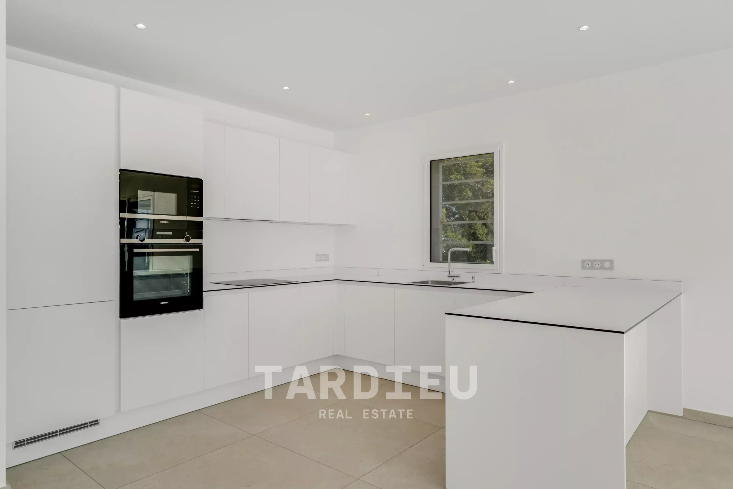 Villa neuve vue mer - Les calanques - Cavalaire