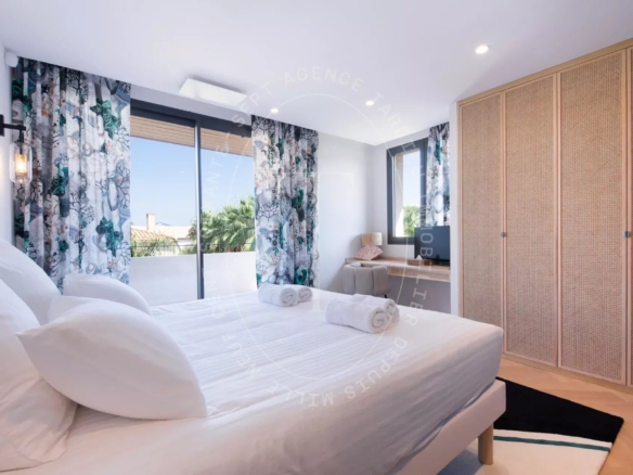 Villa neuve, cœur de Saint-Tropez