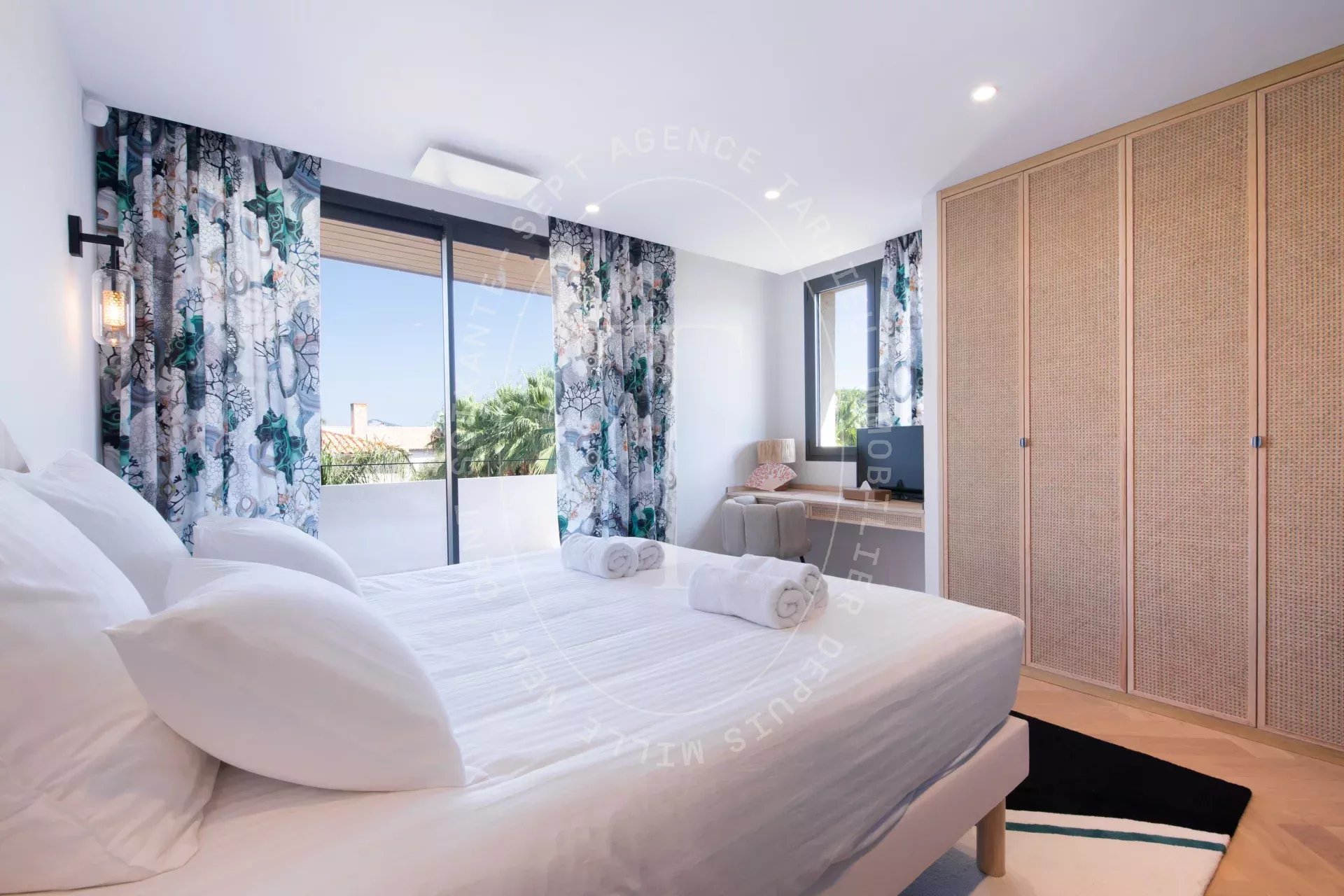 Villa neuve, cœur de Saint-Tropez