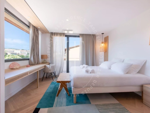 Villa neuve, cœur de Saint-Tropez