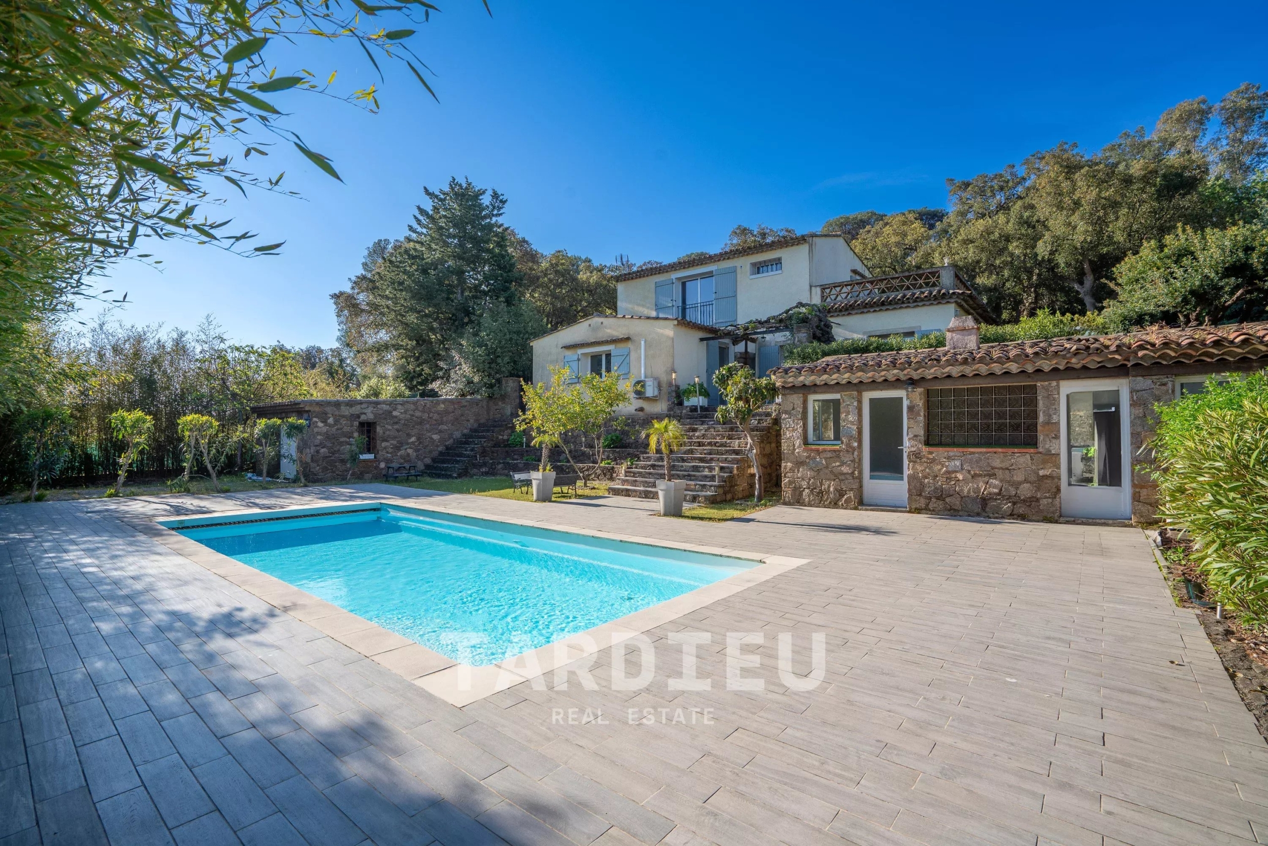 Maison avec piscine proche plage