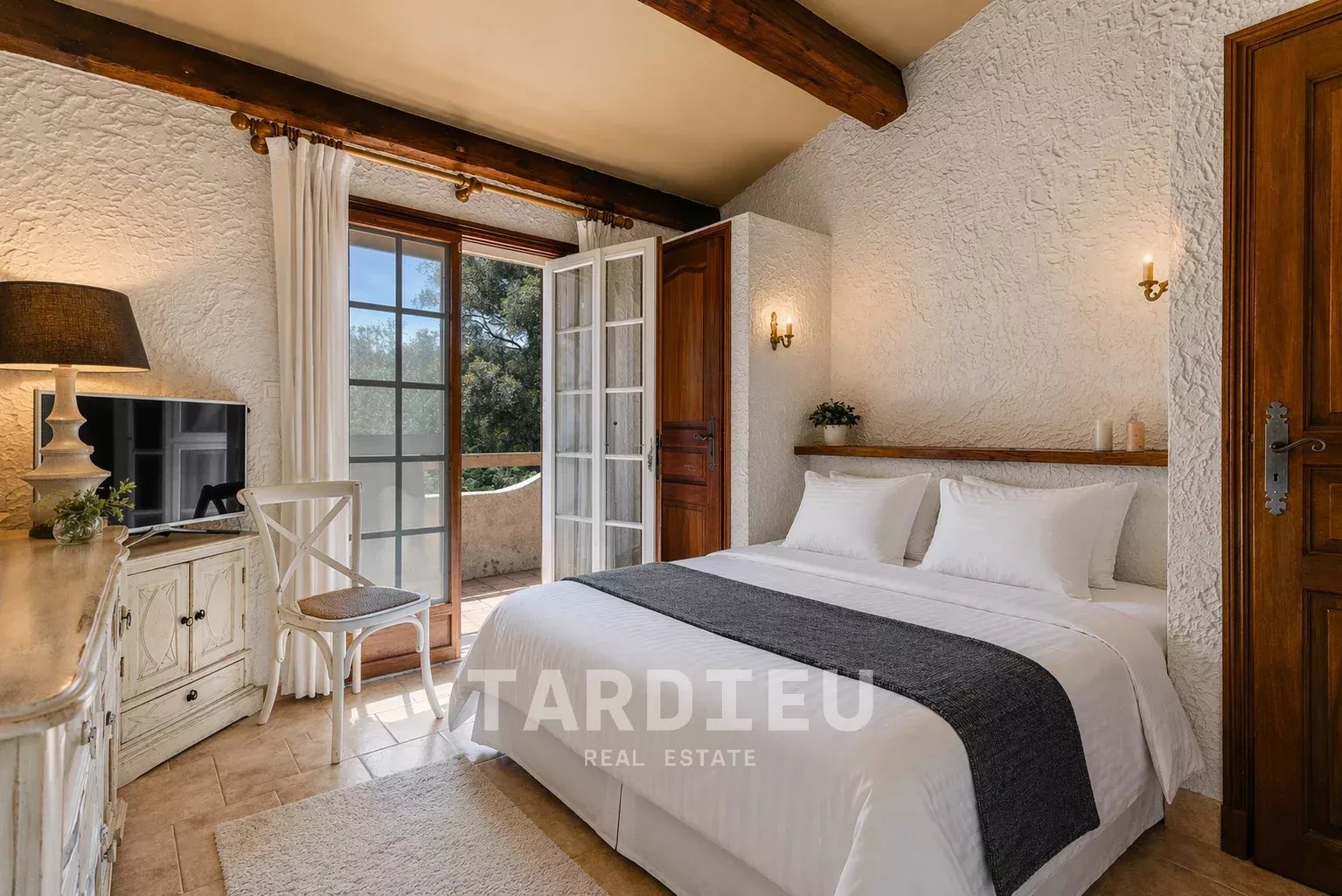 Maison avec piscine à Gassin