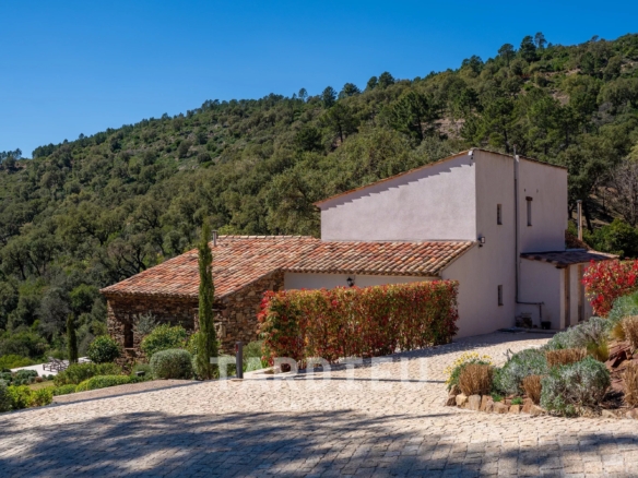 Bergerie au cœur de la nature