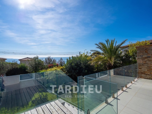 Villa neuve vue mer - Les calanques - Cavalaire