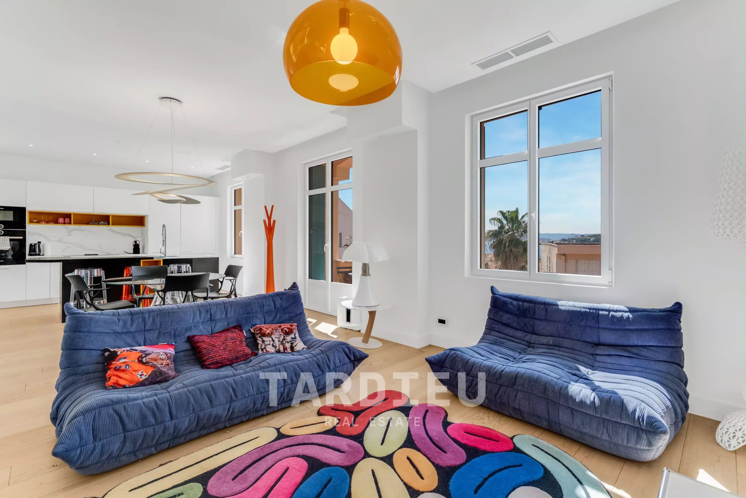 Rare appartement avec vue mer dans une maison classée.