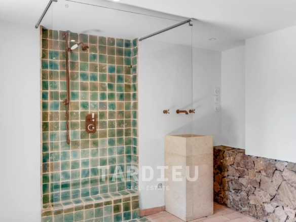 Bergerie au cœur de la nature