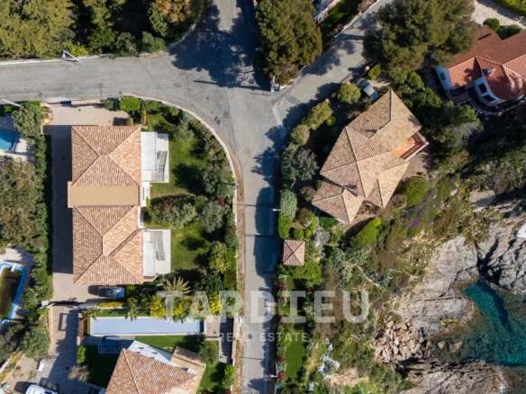 Villa neuve vue mer - Les calanques - Cavalaire