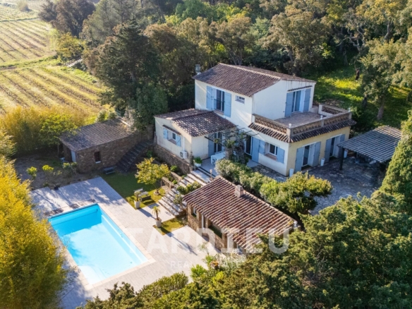 Maison avec piscine proche plage