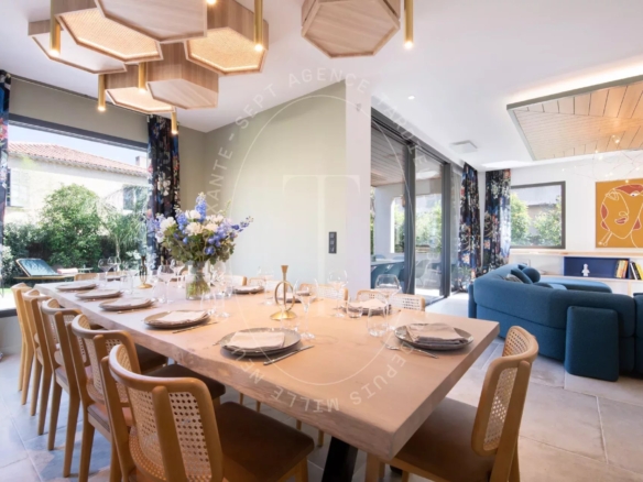 Villa neuve, cœur de Saint-Tropez