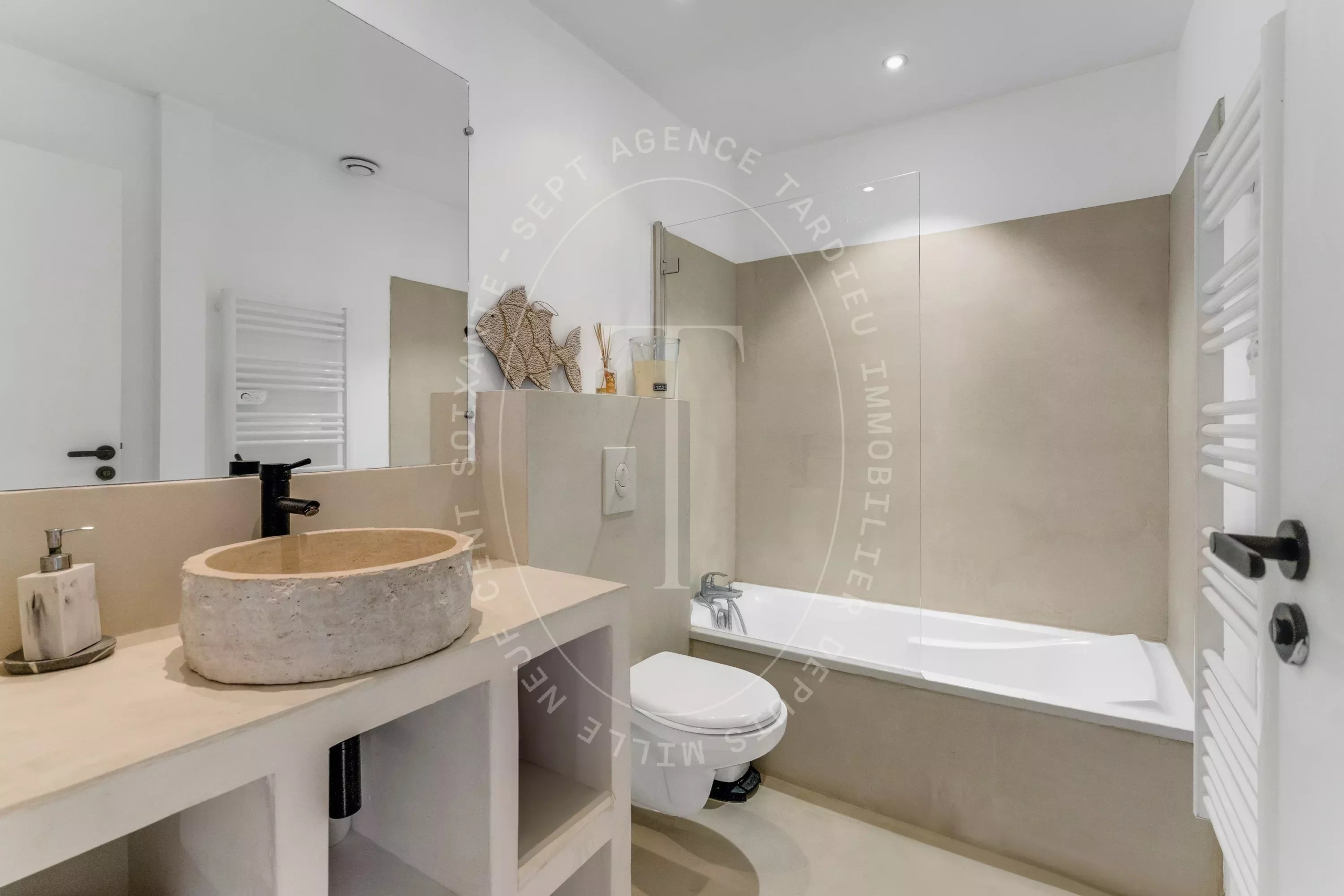 Maison rénovée à Gassin - 3 chambres