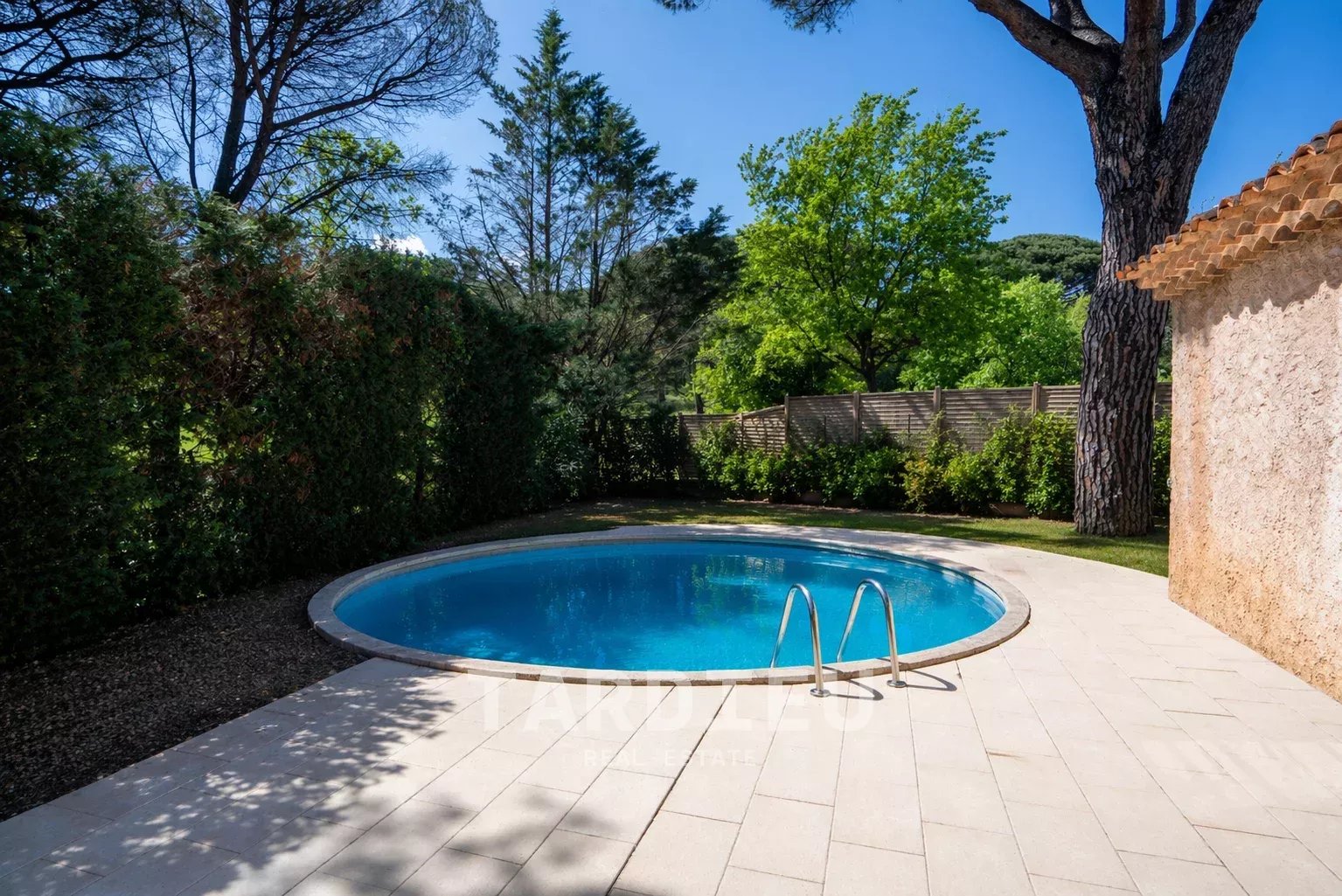 Maison avec piscine à Gassin